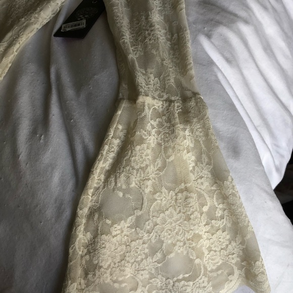 Vince camuto long sleeve lace top - Picture 7 of 7